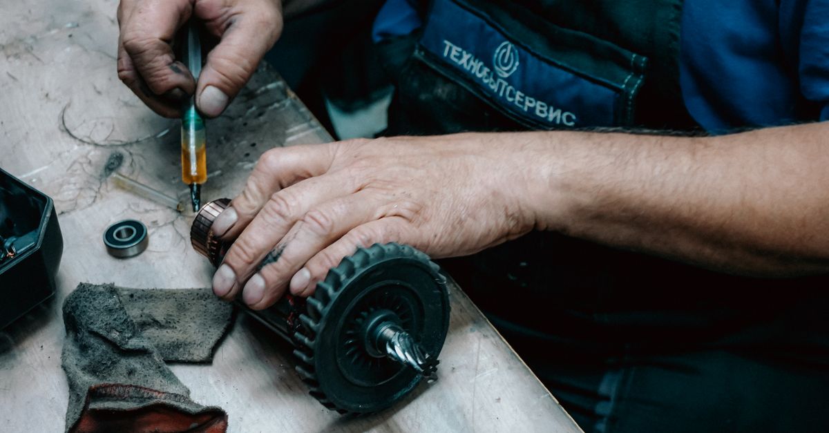 locksmith service technician — Maplewood Locksmith